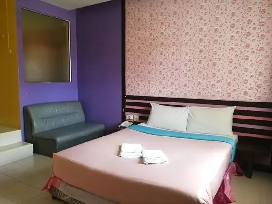 Standard Tek Büyük Yataklı Oda