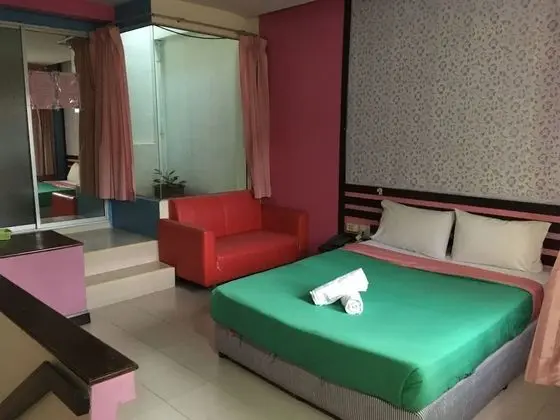 Standard Tek Büyük Yataklı Oda