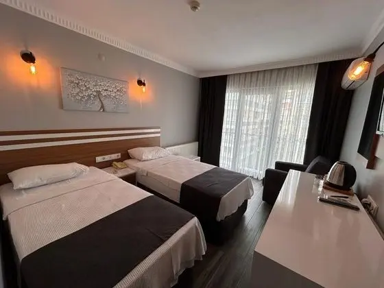 2 Kişilik Dağ Manzaralı Standart Oda
