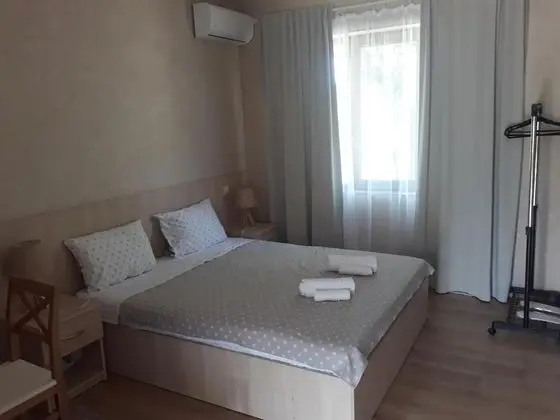 Standard Tek Büyük Yataklı Oda