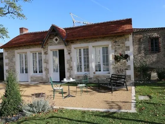 Superior Kır Evi, Engellilere Uygun, Banyolu/Duşlu (L' ORANGERIE)