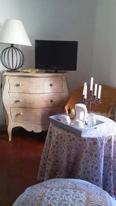 Tek Büyük Yataklı Oda (Miel)