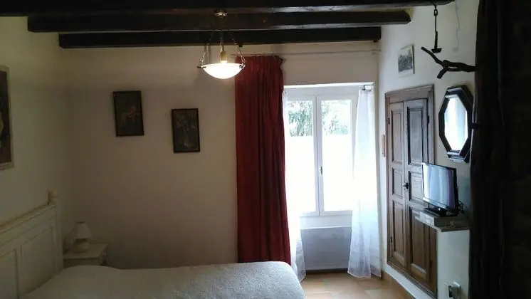 Tek Büyük Yataklı Oda, Engellilere Uygun, Sigara İçilmez (Tragulina)