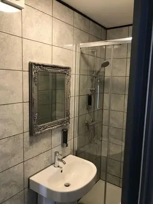 Comfort Tek Büyük Yataklı Oda, Banyolu/Duşlu