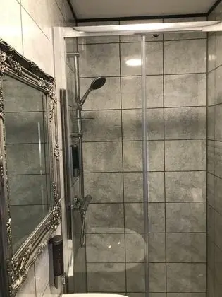 Comfort Tek Büyük Yataklı Oda, Banyolu/Duşlu