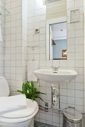 Captains Single Room