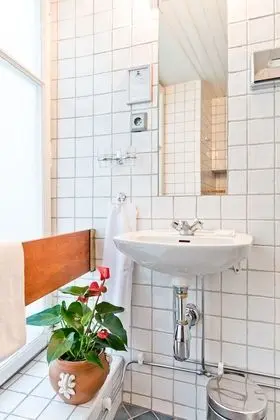 Captains Single Room