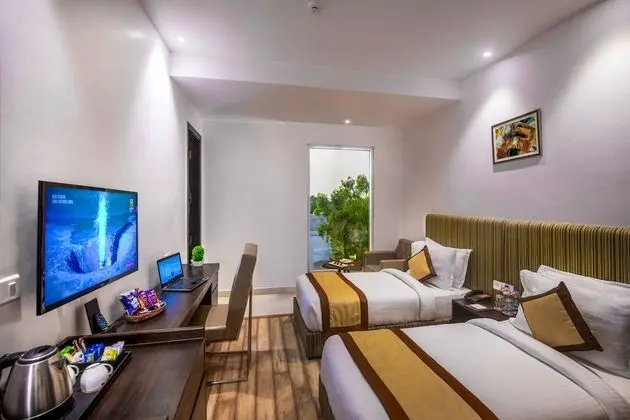 Deluxe Tek Büyük Yataklı Oda