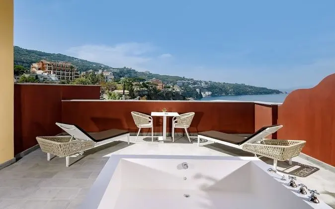 Deluxe Oda, Teras, Deniz Manzaralı