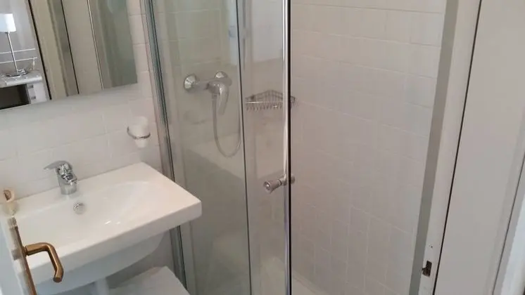 Comfort Tek Büyük Yataklı Oda, Kısmi Deniz Manzaralı