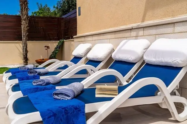 Apart Daire (Two Bedroom Apartment with Pool)