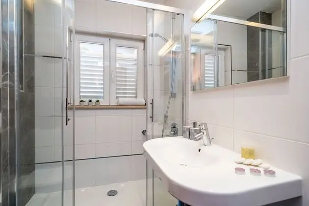Apart Daire (Two Bedroom Apartment with Pool)
