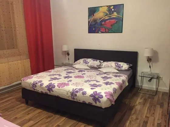 Apart Daire, Bahçe Manzaralı