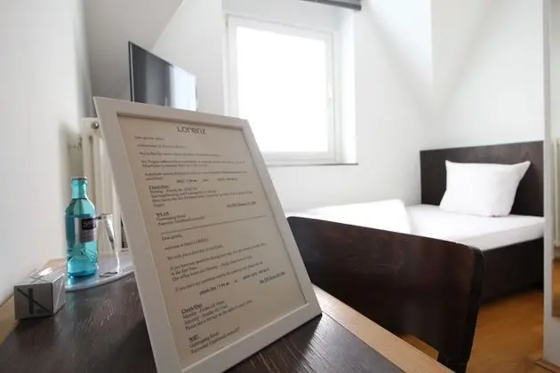 Comfort Tek Büyük Yataklı Oda