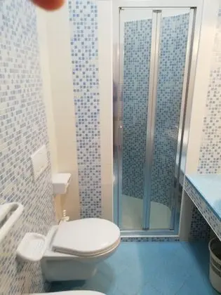 Basic Tek Büyük veya İki Ayrı Yataklı Oda