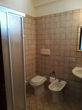 Üç Kişilik Oda, Birden Çok Yatak, Sigara İçilmez, Bahçe Manzaralı