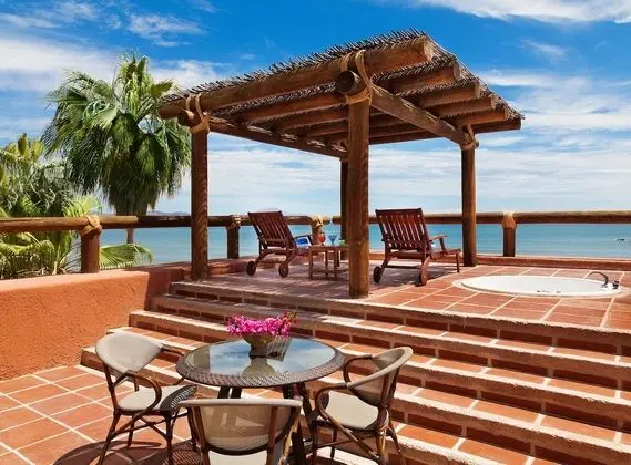 Master Suite Ocean Front