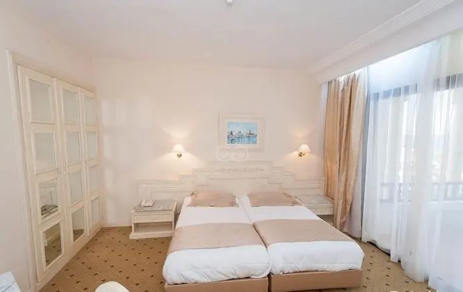 Tek Kişilik Oda, Deniz Manzaralı