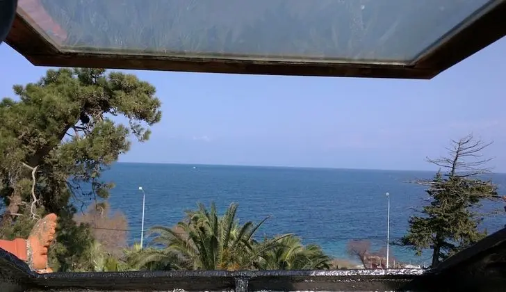Mansion Loft with Partial Sea View