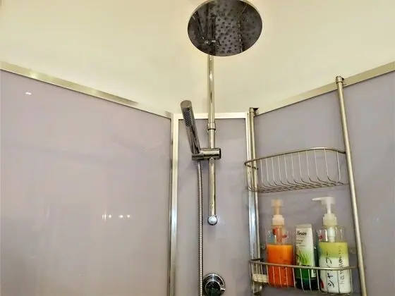 Standard Stüdyo, Özel Banyo (Studio "Zoé")