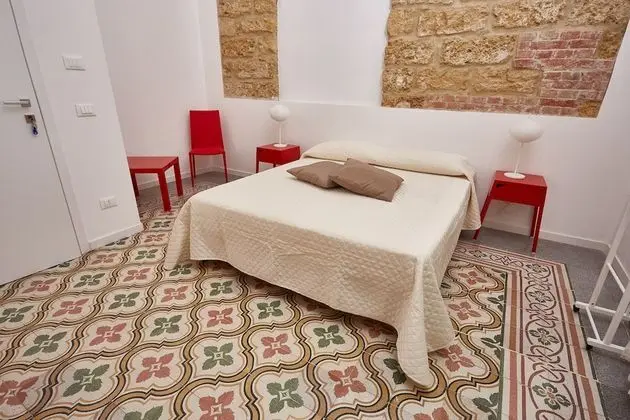 Deluxe Tek Büyük Yataklı Oda (Angelica)