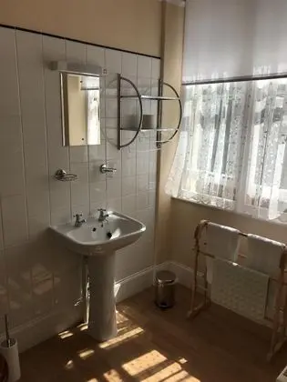 Süit, Banyolu/Duşlu (Superking-River view)