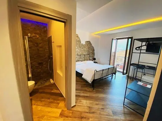 Tek Büyük veya İki Ayrı Yataklı Oda, 1 Çift Kişilik Yatak, Deniz Manzaralı