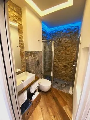 Tek Büyük veya İki Ayrı Yataklı Oda, 1 Çift Kişilik Yatak, Deniz Manzaralı