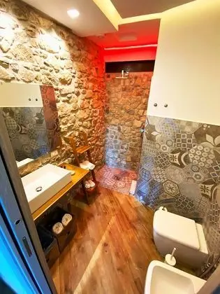 Tek Büyük veya İki Ayrı Yataklı Oda, 1 Yatak Odası