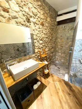 Tek Büyük veya İki Ayrı Yataklı Oda, 1 Yatak Odası