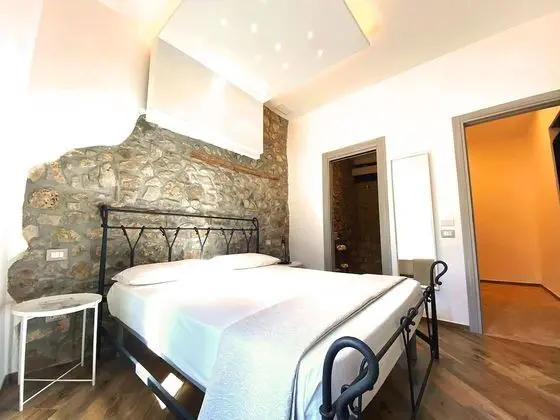 Tek Büyük veya İki Ayrı Yataklı Oda, 1 Yatak Odası, Deniz Manzaralı