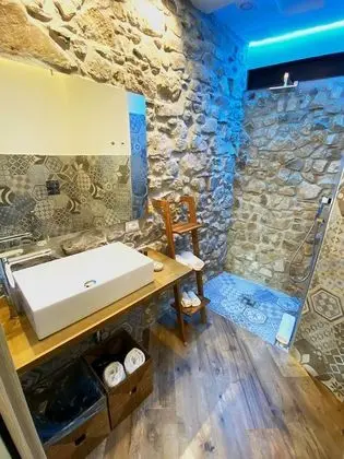 Tek Büyük veya İki Ayrı Yataklı Oda, 1 Yatak Odası, Deniz Manzaralı