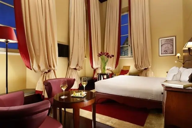 Deluxe Tek Büyük Yataklı Oda, Şehir Manzaralı