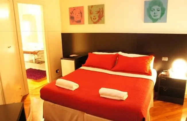 Basic Tek Büyük veya İki Ayrı Yataklı Oda, Sigara İçilmez