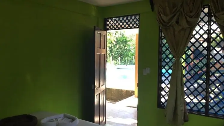 Economy Tek Büyük Yataklı Oda