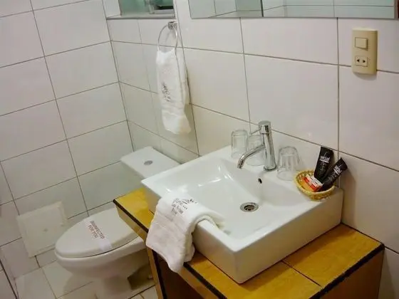Üç Kişilik Oda