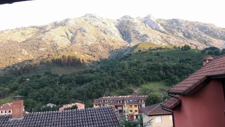 Tek Büyük Yataklı Oda, Sigara İçilmez, Dağ Manzaralı