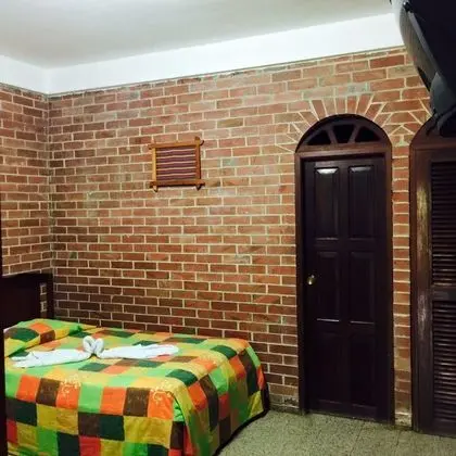 Tek Büyük Yataklı Oda, Birden Çok Yatak, Sigara İçilmez