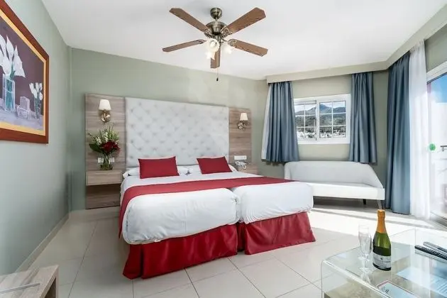 Superior Oda, Teras, Kısmi Deniz Manzarası