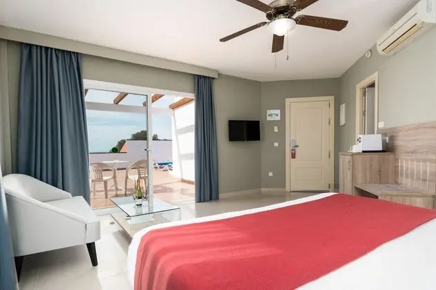 Superior Oda, Teras, Kısmi Deniz Manzarası