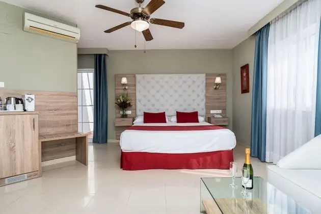 Superior Oda, Teras, Kısmi Deniz Manzarası