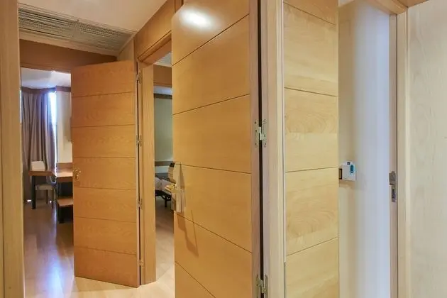 Family Tek Büyük Yataklı Oda (2 Adults + 2 Children)