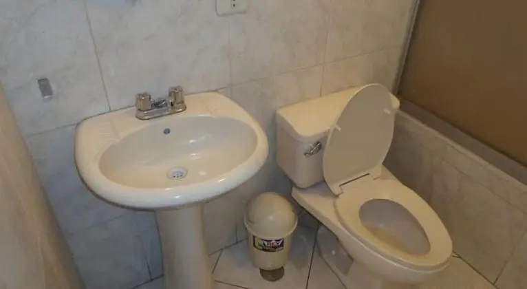 Tek Büyük Yataklı Oda, 1 Çift Kişilik Yatak