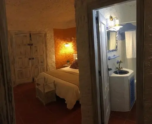 Tek Büyük Yataklı Oda, Dağ Manzaralı