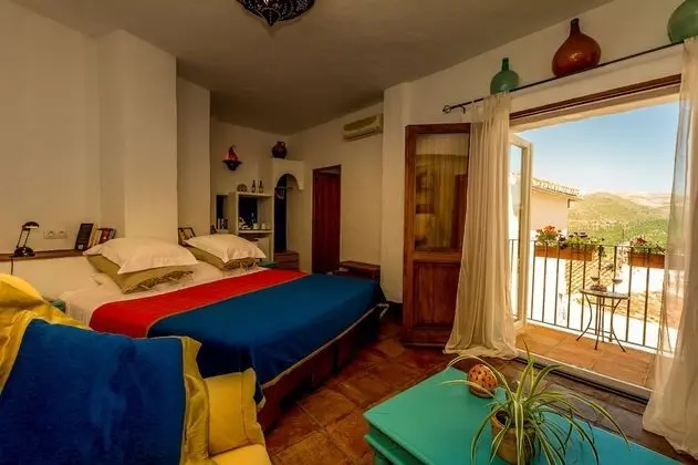 Luxury Tek Büyük veya İki Ayrı Yataklı Oda, 1 En Büyük (King) Boy Yatak, Balkon, Dağ Manzaralı