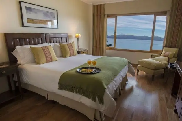 Triple Preimum, Canal View (Beagle)