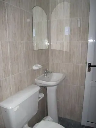 Basic Tek Büyük Yataklı Oda