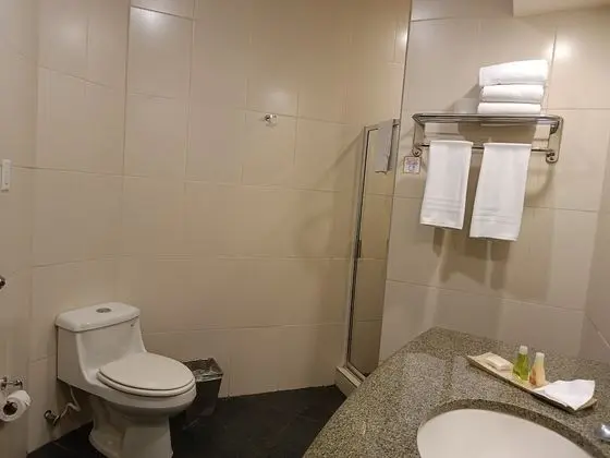 Basic Tek Büyük Yataklı Oda