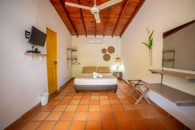 Standard Tek Büyük Yataklı Oda