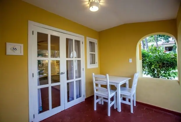 Los Corales Villas Beach View Junior Suite